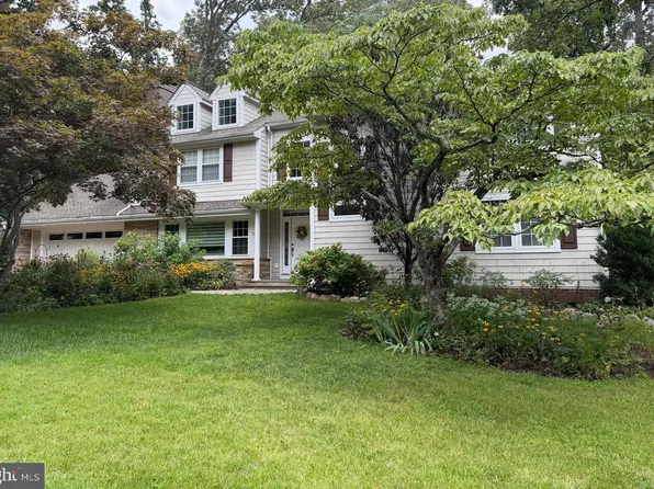 11 Windward Dr, Severna Park, MD 21146