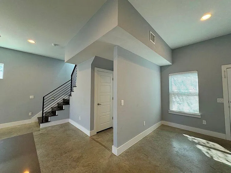6201 Felix Ave #A — Photo 18