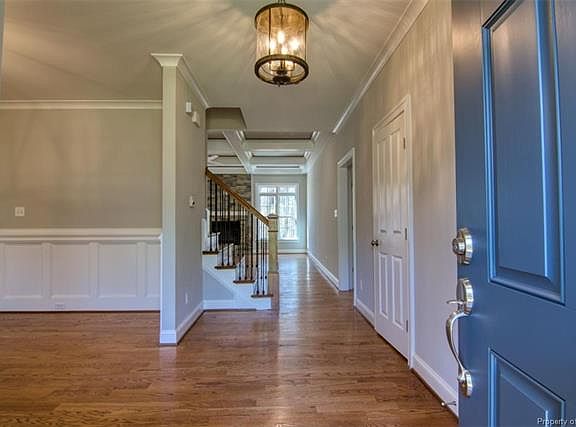 3rd image of 1681 Centennial Dr