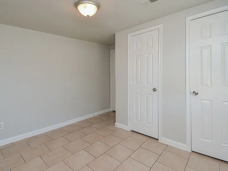 2118 Thonig Rd — Photo 23