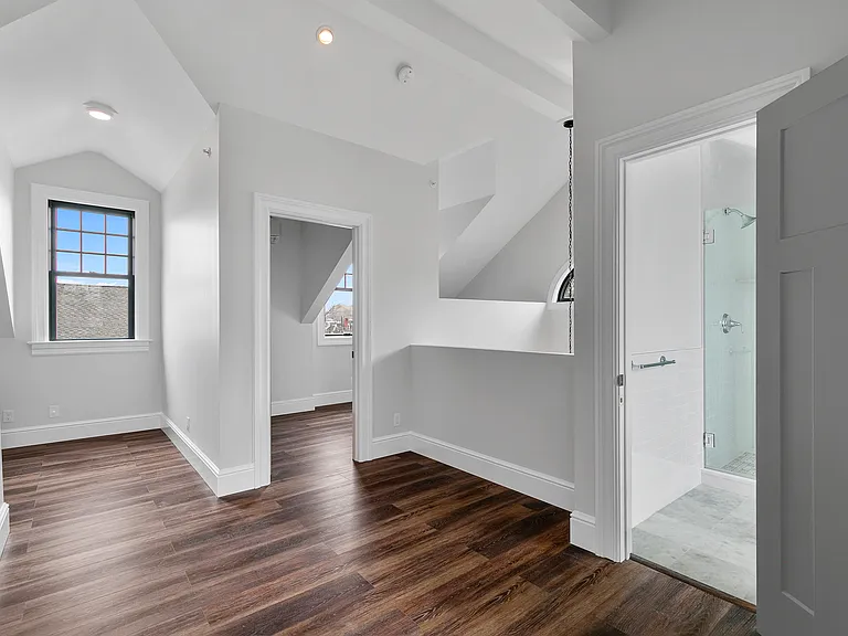 "Pennington" - Deluxe 1BR / 2 BA / Office @ 96 East Ave