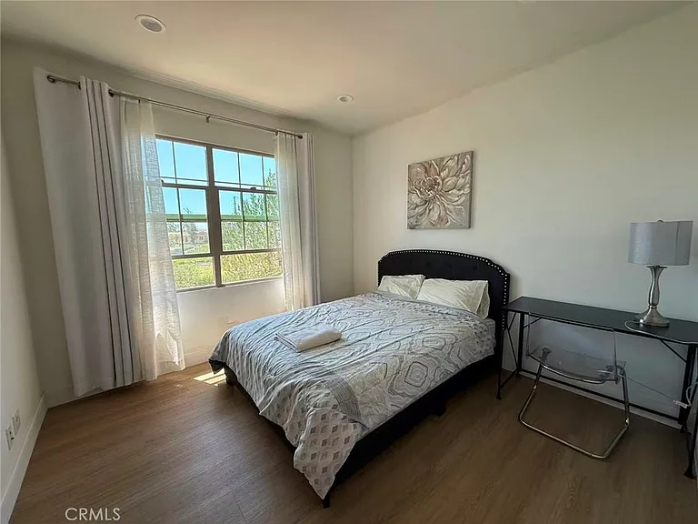 200 Augustine — Photo 11