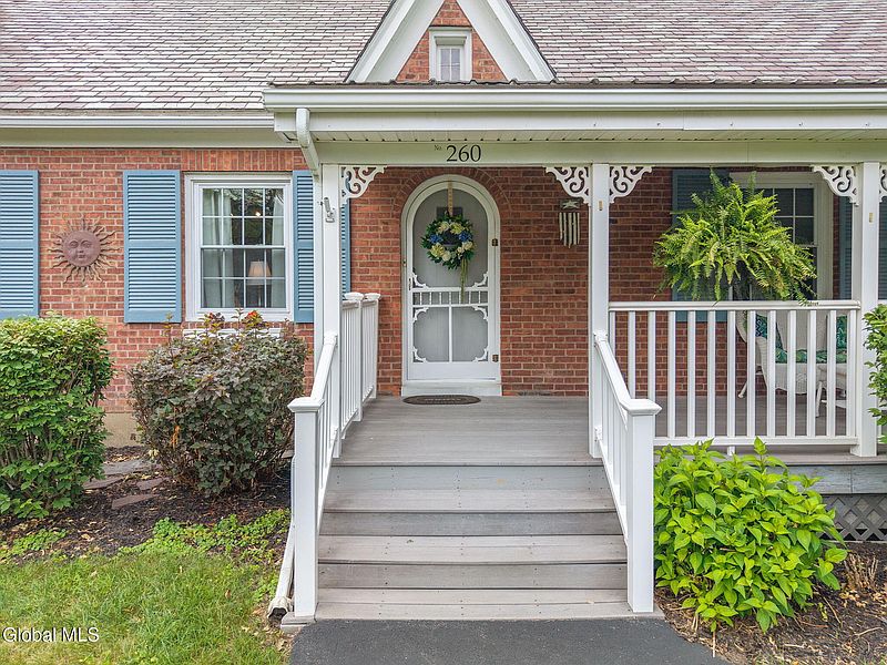 2nd image of 260 Consaul Road