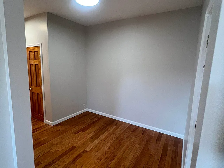 311 85th St #4 — Photo 7