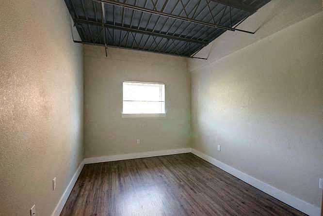 855 Broadway Street Bedroom