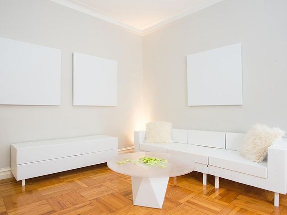 3rd image of 303 E 37th St APT 6B