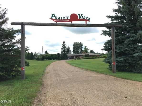 101 Rural Ave SW, New England, ND 58650