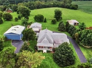 8792 Texas Church Rd, Clinton, IL 61727