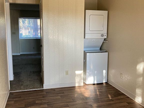 5th image of 3886 Mulberry Dr #C-2