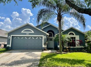 7006 Jamestown Manor Dr, Riverview, FL 33578