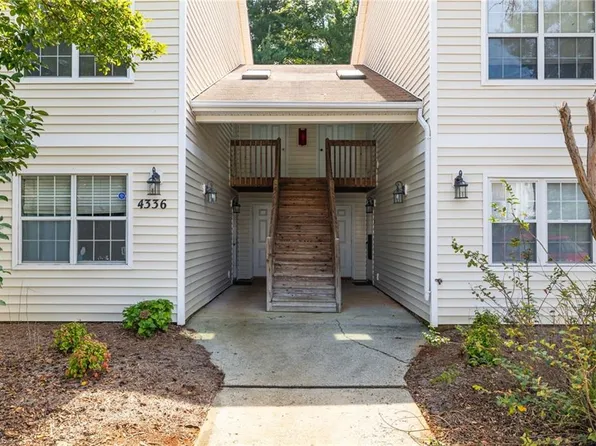 4336H Edith Ln, Greensboro, NC 27409