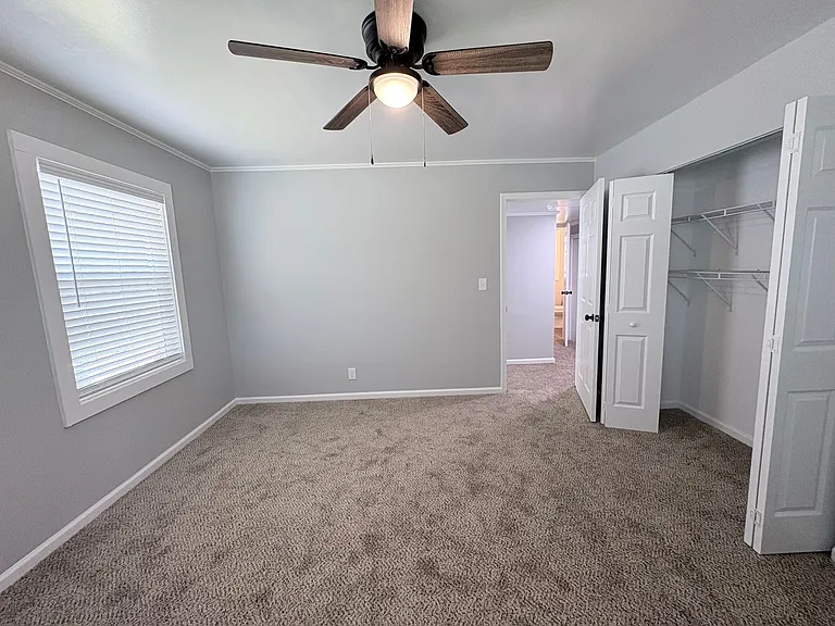 2624 Philip St — Photo 22