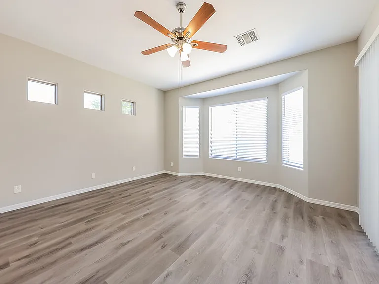 1812 E South Mountain Ave — Photo 12