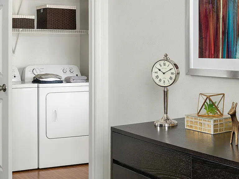 Apartment with In-Home Washer and Dryer.