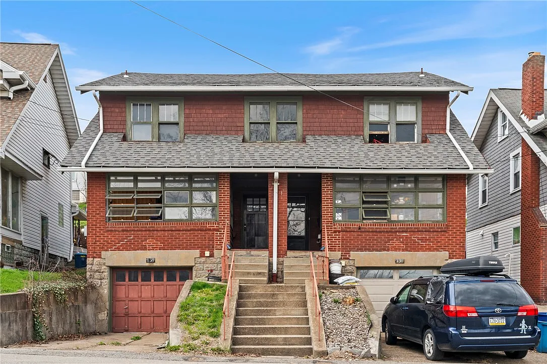 133 & 135 Ivory Ave photo 1