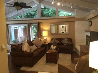 3827 Chatham Ct, Redwood City, CA 94061