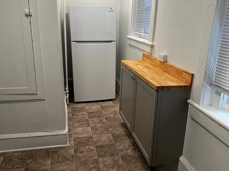 2806 W Cary St — Photo 6