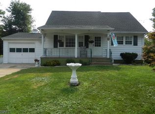 9 Alice St, Manville, NJ 08835