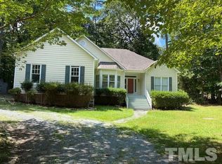 100 Woodbend Ct, Chapel Hill, NC 27516