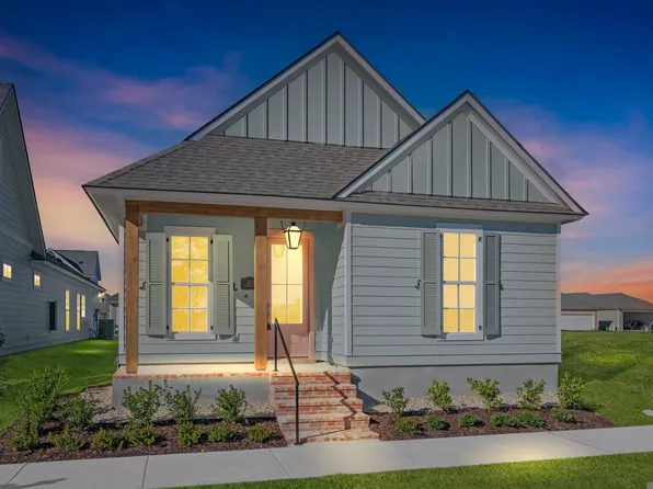 1213 Applewood Dr, Zachary, LA 70791