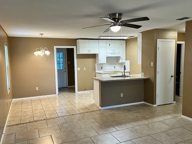 3567 Oak Hill Dr — Photo 16