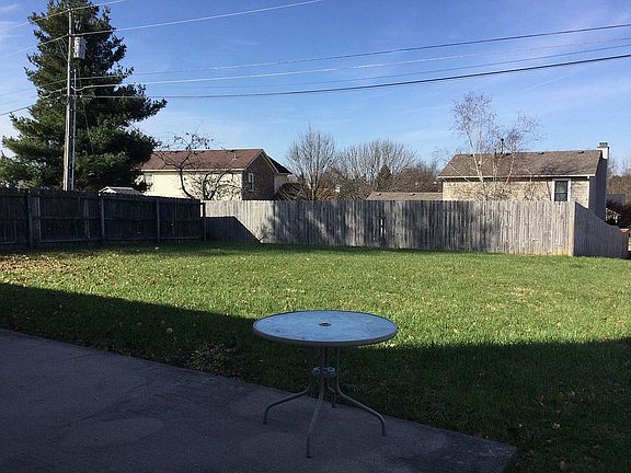 3rd image of 269 Applegrove Dr