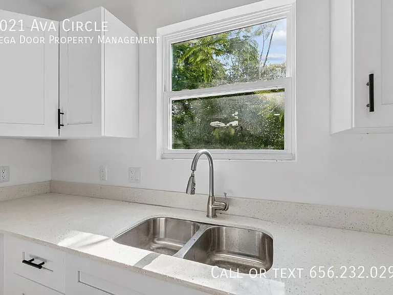 2021 Ava Cir — Photo 5