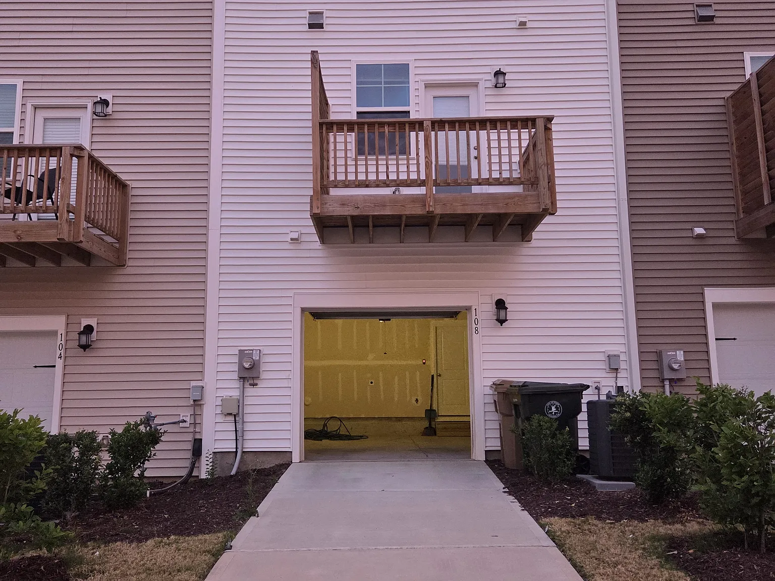 3 bed, 1733 sqft, $1,950 — Photo 3