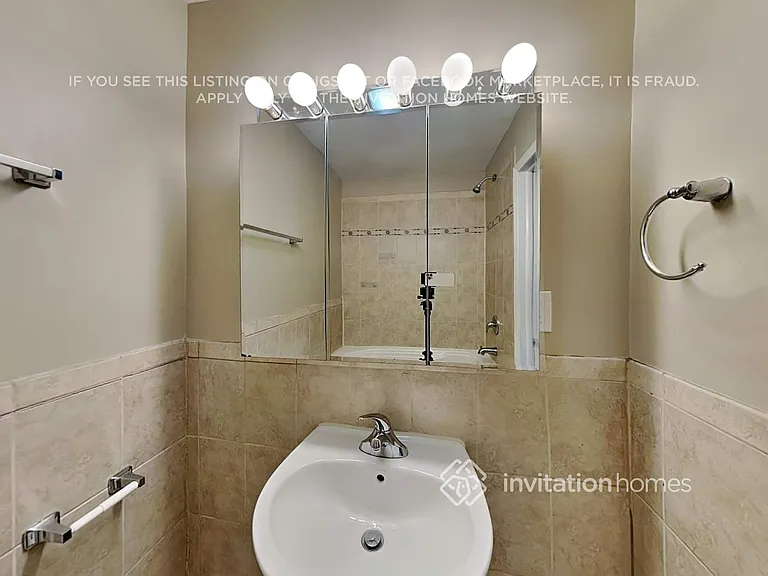 321 S Yale Ave — Photo 12