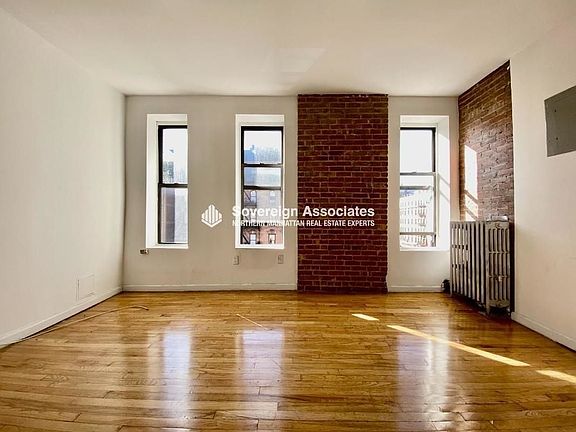 2nd image of 161 W 106th St APT 4S