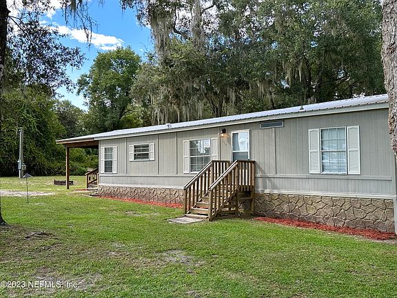 3rd image of 104 FERN Way