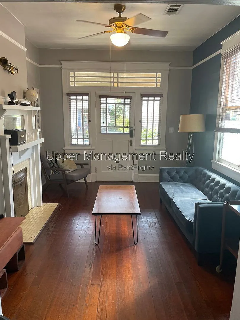2 bed, 1.0 bath, 900 sqft, $2,250 — Photo 4
