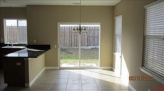 3rd image of 726 W Della Dr