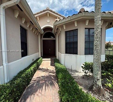 5th image of 9751 Lakeview Ln