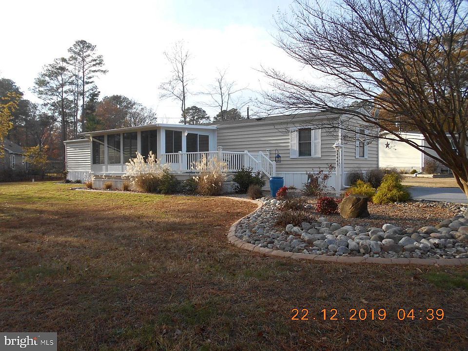 1st image of 34445 Park Cir