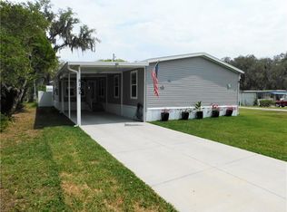 5102 Betmar Dr, Zephyrhills, FL 33542