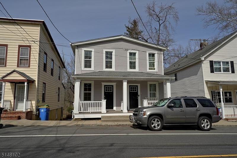 1st image of 190 Washington St