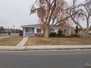 3917 Evelyn Dr, Bakersfield, CA 93304