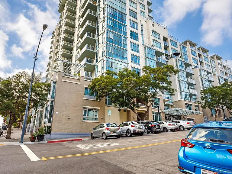 850 Beech St #511 — Photo 36