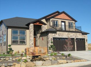 1122 N 8th Way, Ridgefield, WA 98642