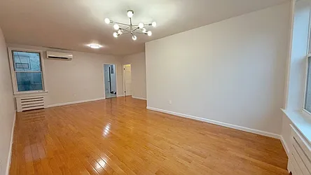 6735 Colonial Road, #2