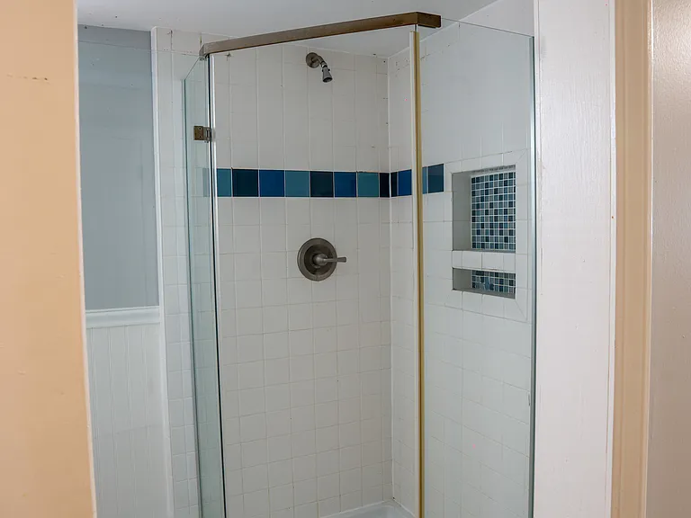 9733 Karlov Ave — Photo 24