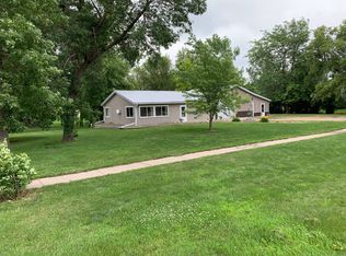 600 2nd St, Henry, SD 57243