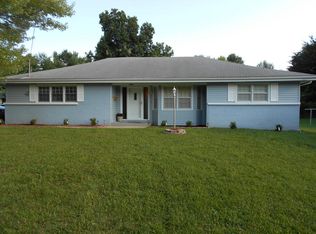 3040 E Loren St, Springfield, MO 65804