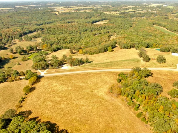 5767 Highway 133, Meta, MO 65058