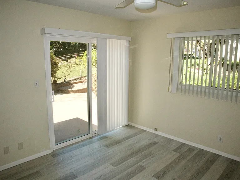 719 S Juanita Ave — Photo 30