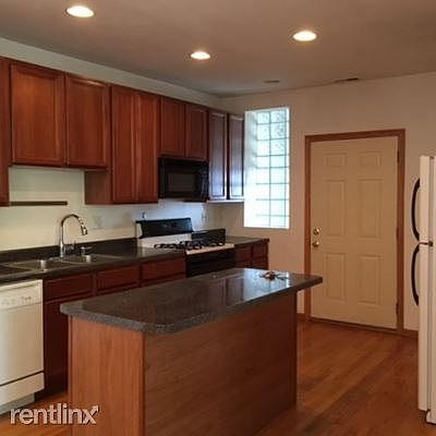 CBHOMESINTERNAL1510404855086-9
