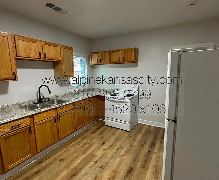 301 NE 115th St — Photo 6