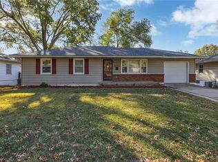 8605 E 83rd St, Raytown, MO 64138