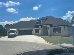 125 Falstone Dr, Little Rock, AR 72223